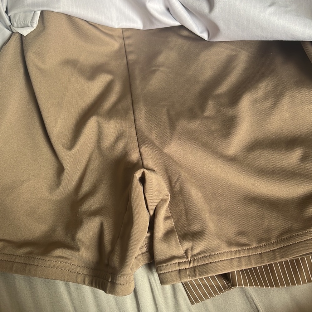 Adidas tennis/golf skirt - Picture 6 of 6